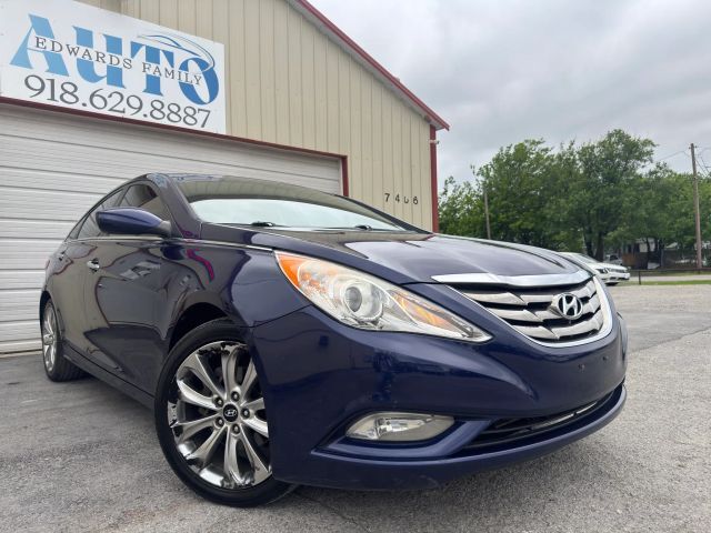 2013 HYUNDAI Sonata