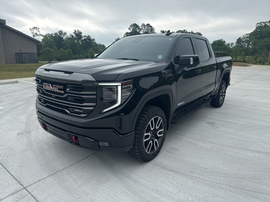 2024 GMC Sierra