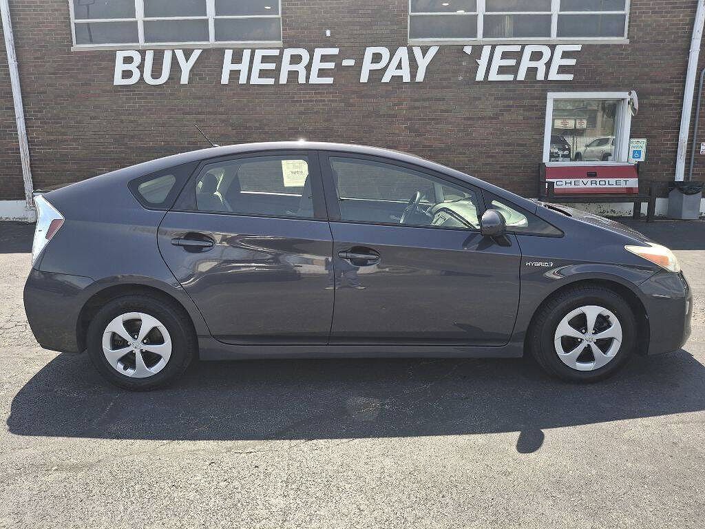 2013 TOYOTA PRIUS
