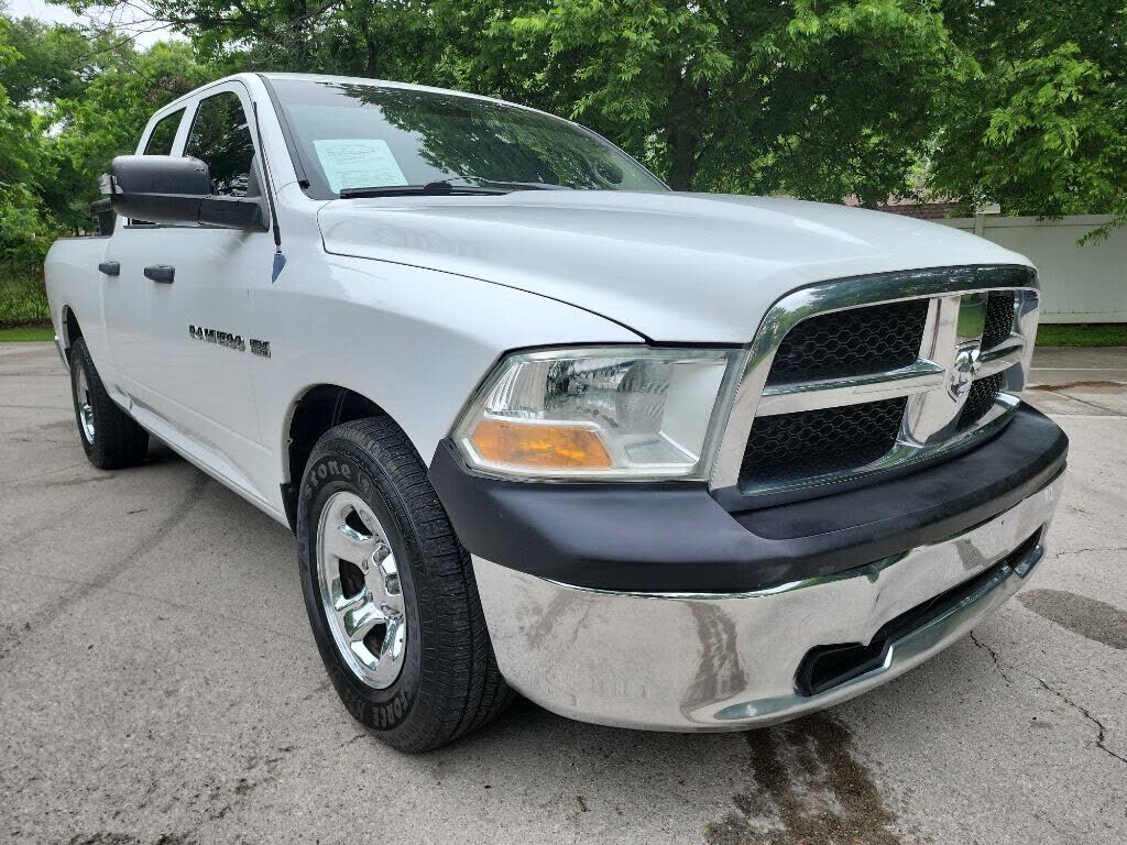 2011 DODGE Ram