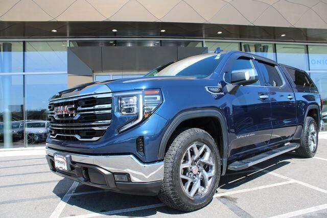 2023 GMC Sierra
