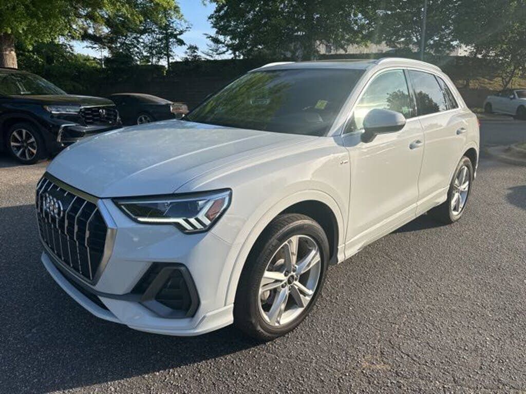 2024 AUDI Q3