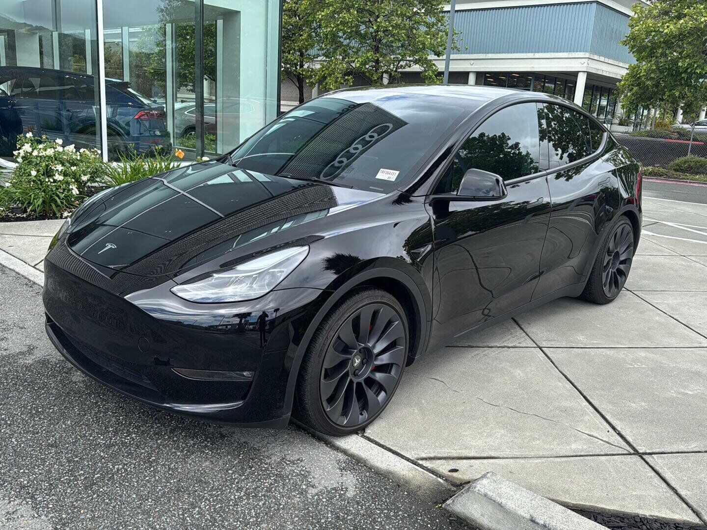 2024 TESLA Model Y