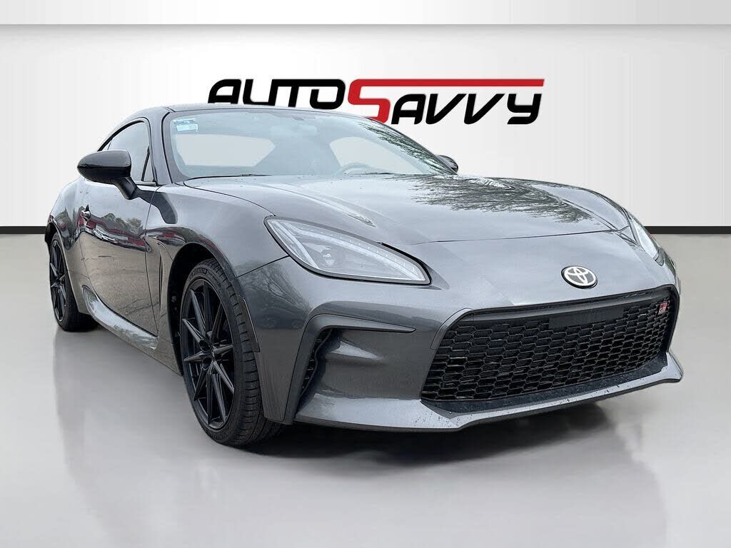 2024 TOYOTA GR86