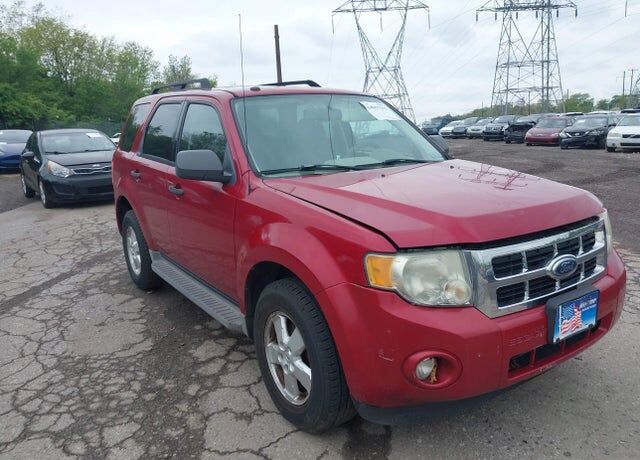 2010 FORD Escape
