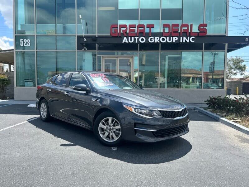 2017 KIA Optima