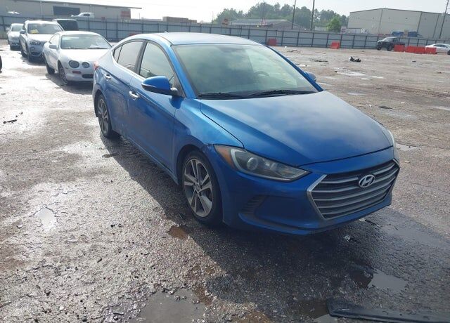 2017 HYUNDAI Elantra