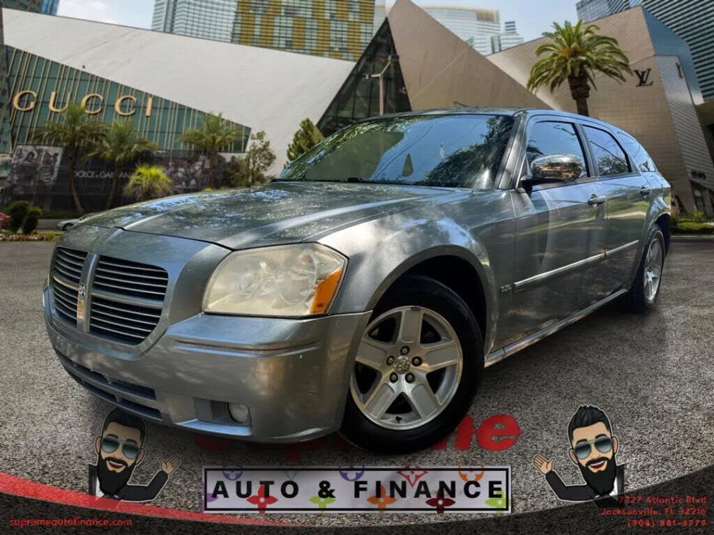 2006 DODGE Magnum