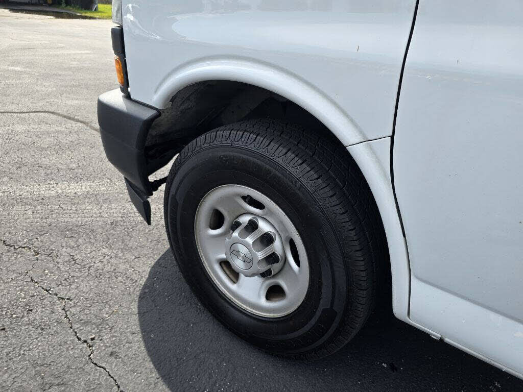 2019 CHEVROLET Express