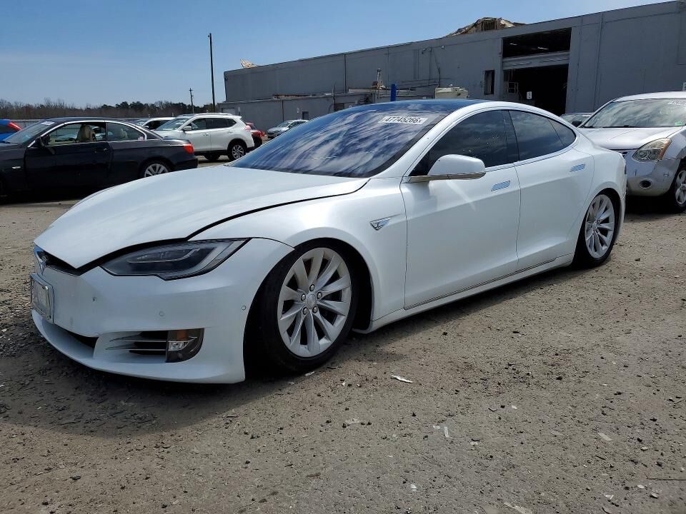 2016 TESLA Model S
