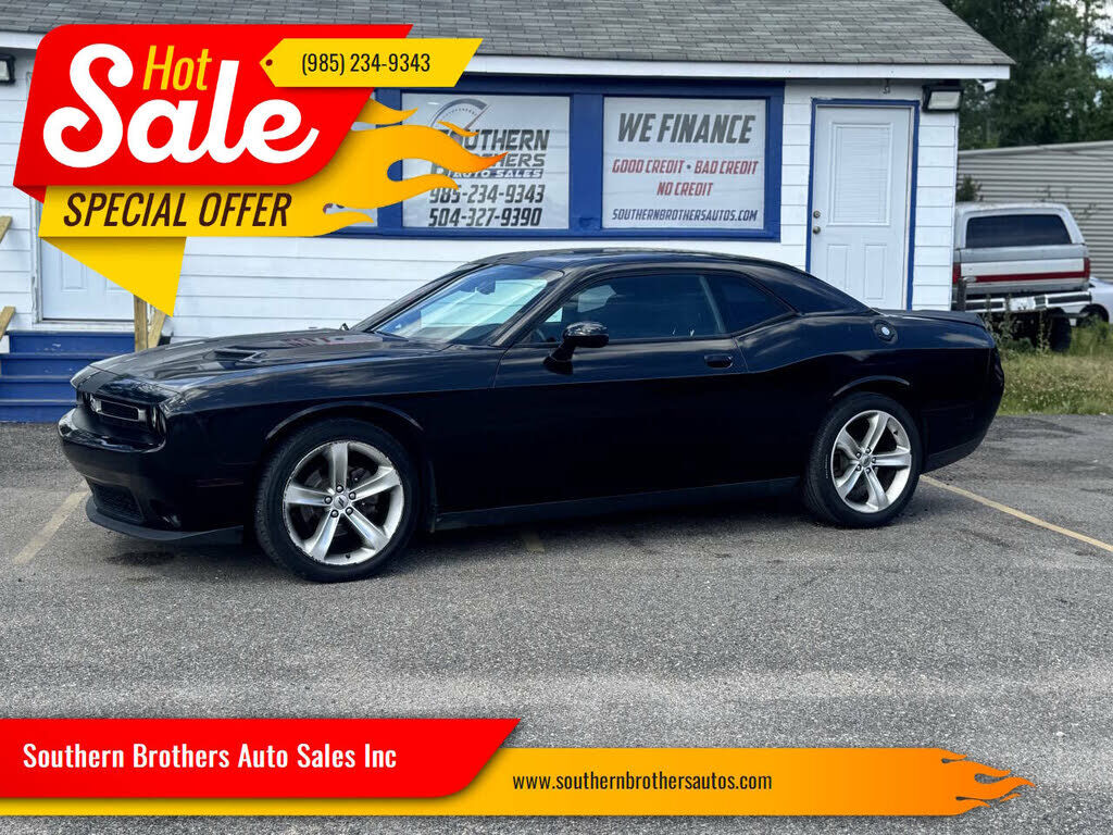 2017 DODGE Challenger