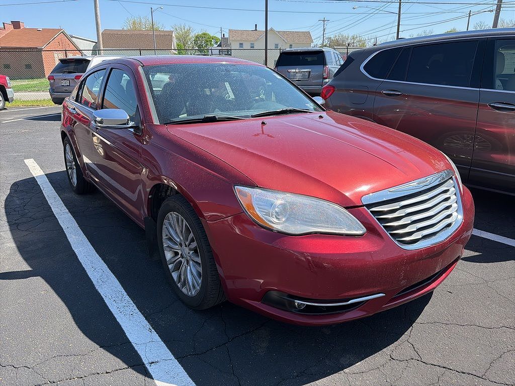 2012 CHRYSLER 200