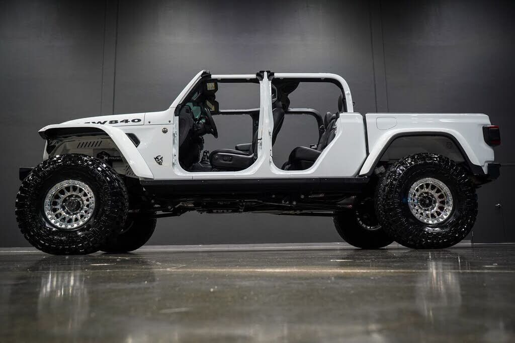 2024 JEEP Gladiator