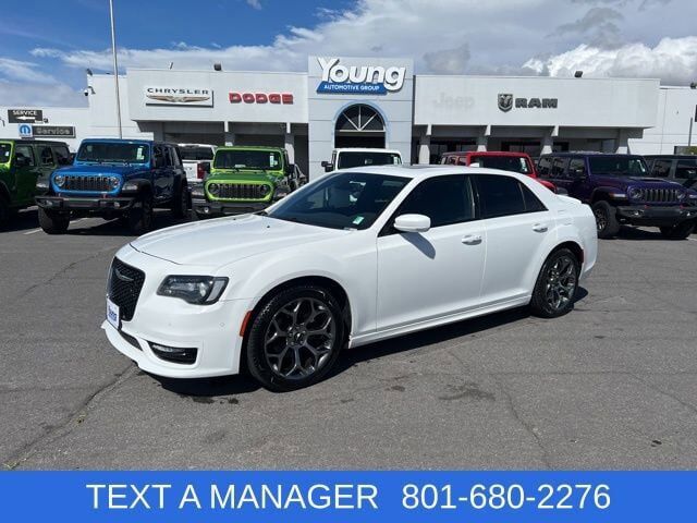 2018 CHRYSLER 300