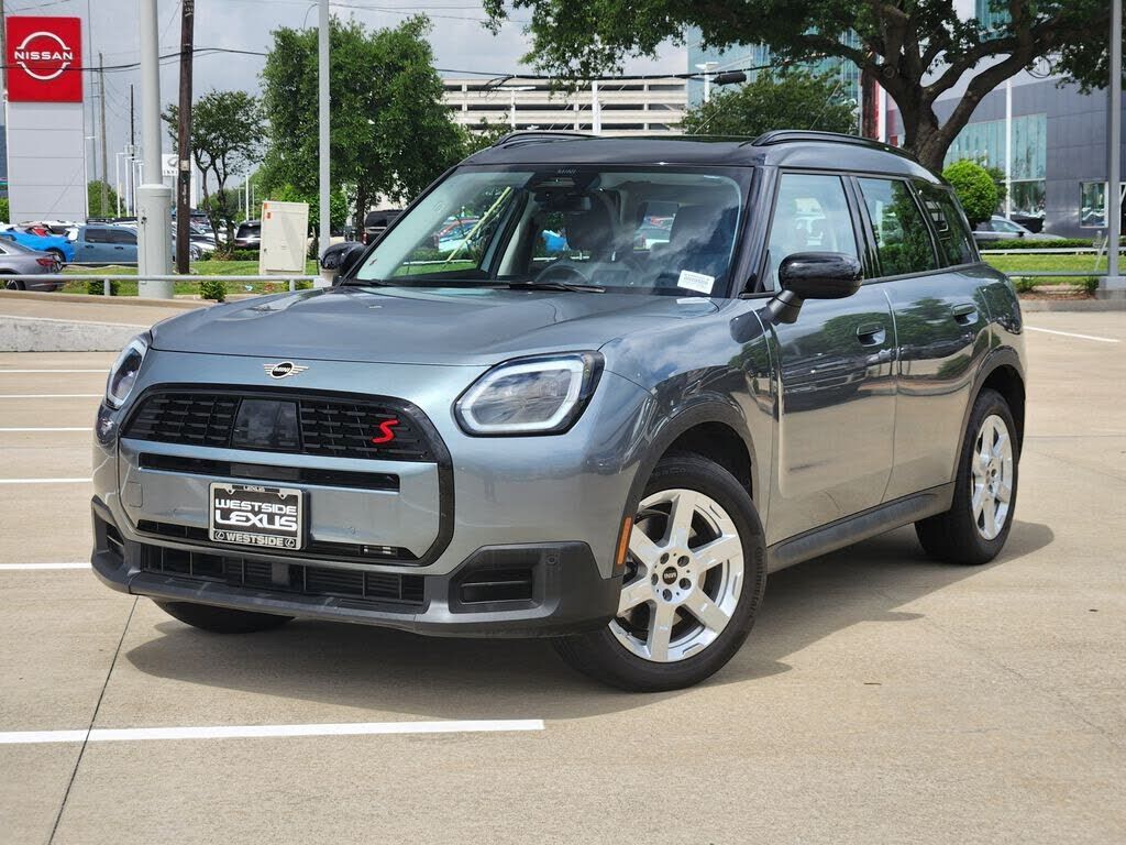 2025 MINI Countryman