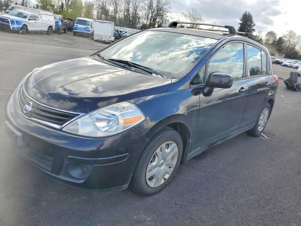 2011 NISSAN Versa