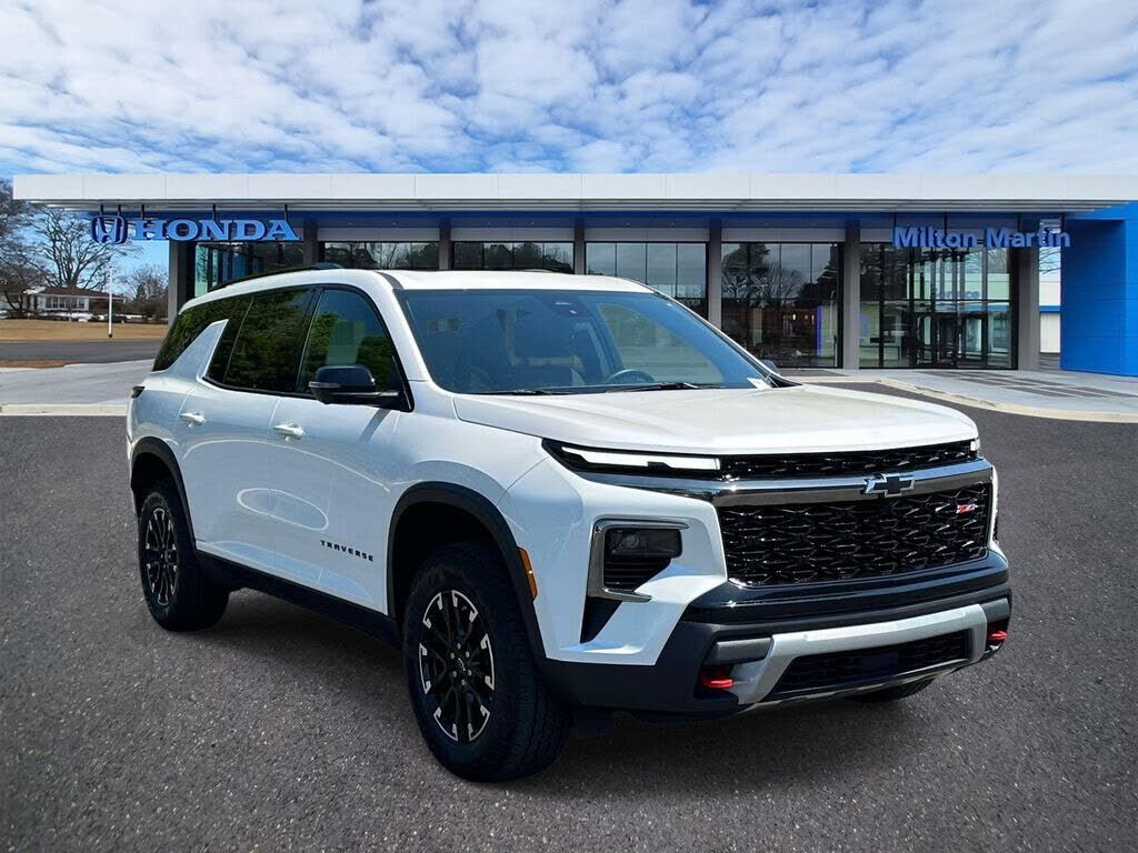 2024 CHEVROLET Traverse