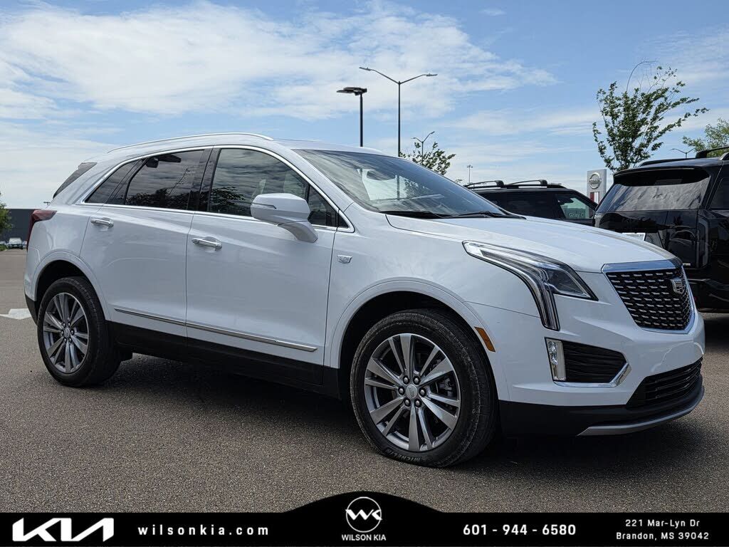 2024 CADILLAC XT5