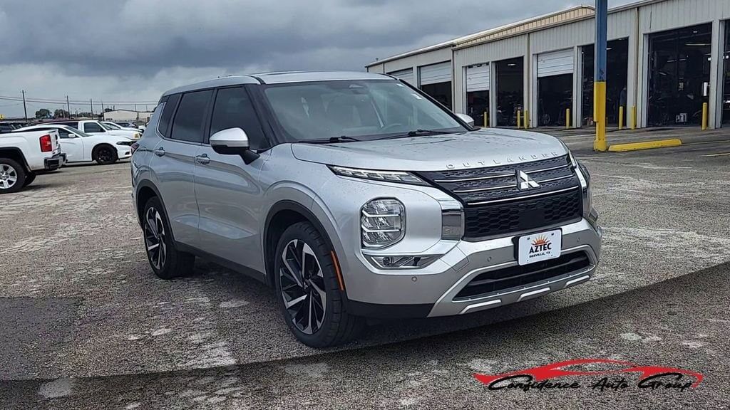 2024 MITSUBISHI Outlander