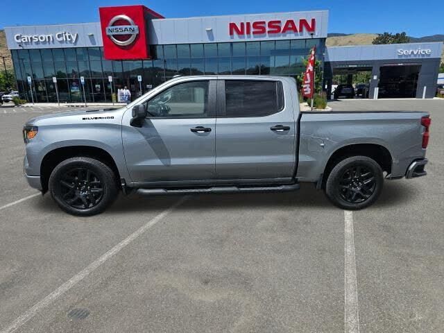 2025 CHEVROLET Silverado