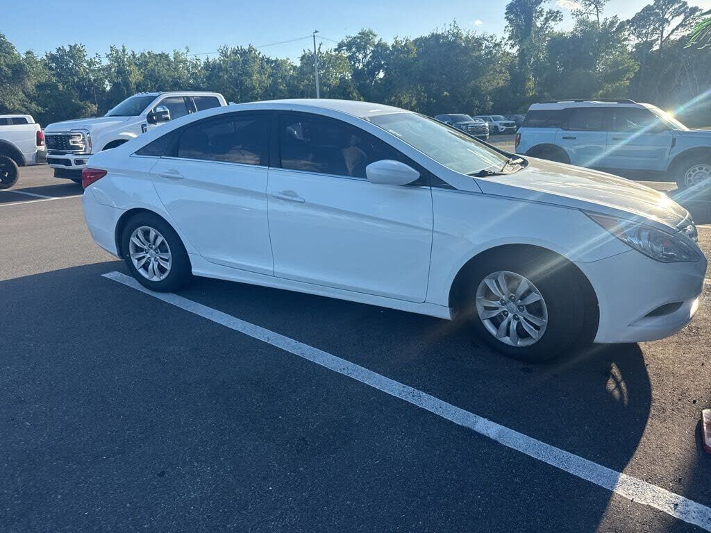 2011 HYUNDAI Sonata