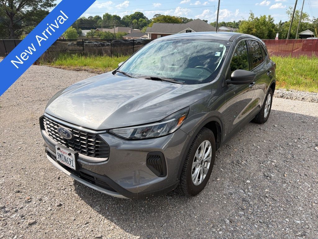 2024 FORD Escape
