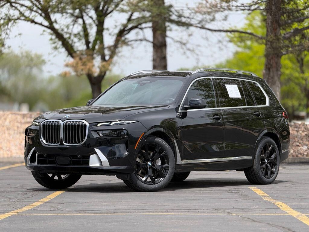 2023 BMW X7