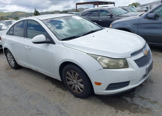 2011 CHEVROLET Cruze