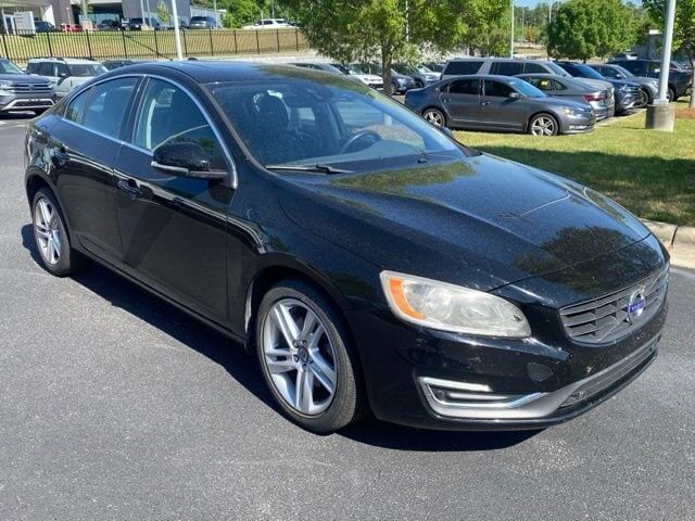 2015 VOLVO S60