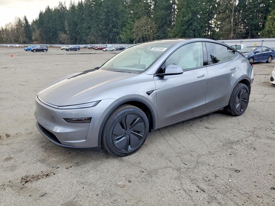 2026 TESLA Model Y