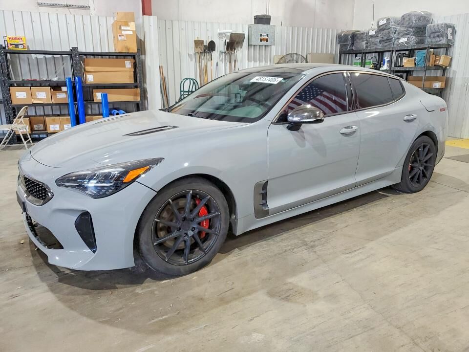 2022 KIA Stinger