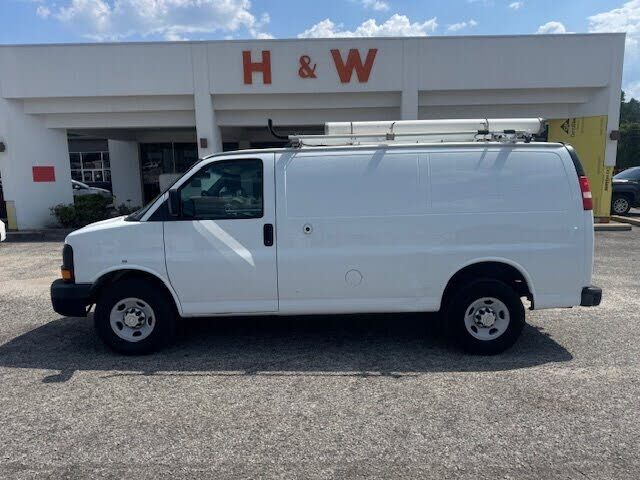 2013 CHEVROLET Express