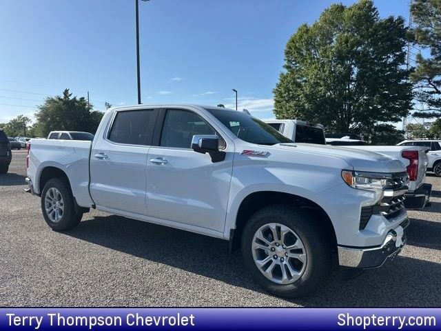 2026 CHEVROLET Silverado