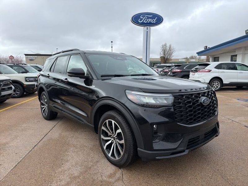2025 FORD Explorer
