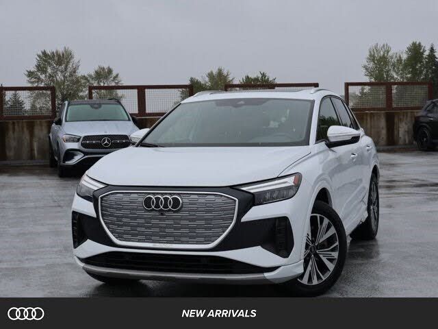 2023 AUDI Q4