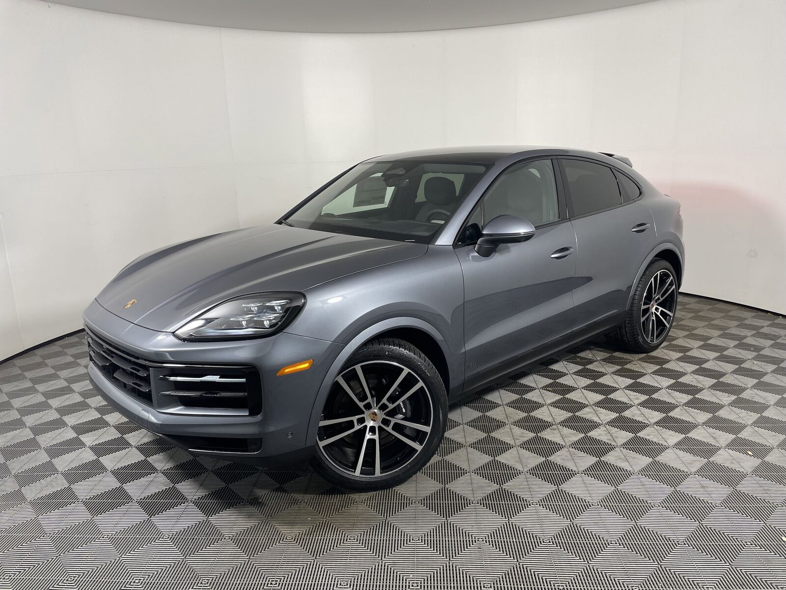 2026 PORSCHE Cayenne