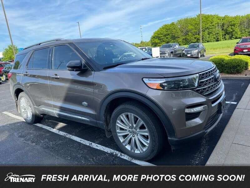 2021 FORD Explorer