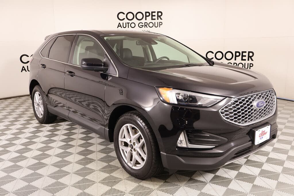 2023 FORD Edge