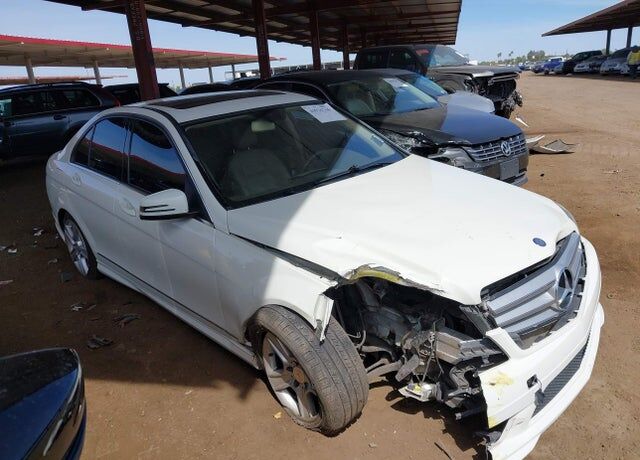 2011 MERCEDES-BENZ C-Class