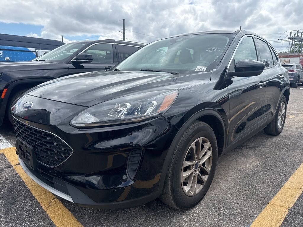 2021 FORD Escape