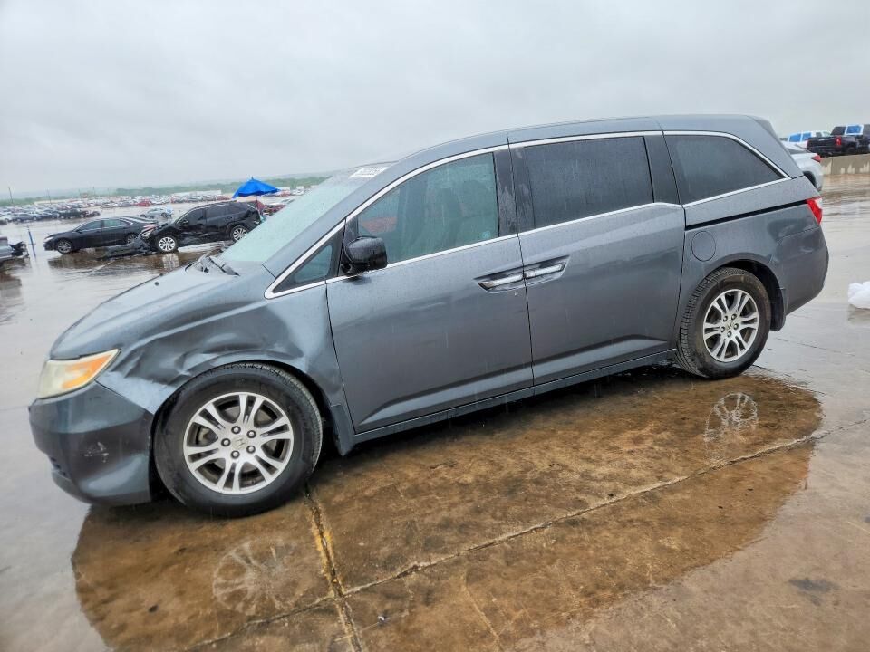 2011 HONDA Odyssey