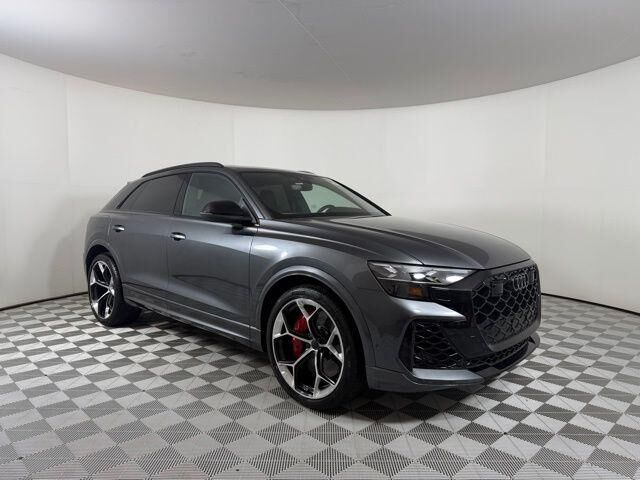 2026 AUDI RS Q8
