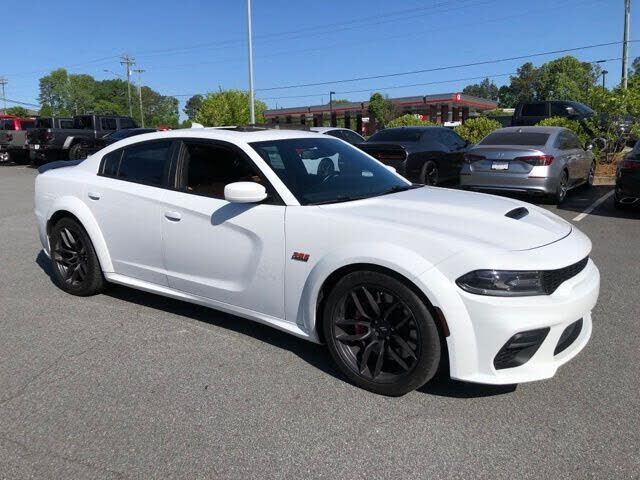 2021 DODGE Charger
