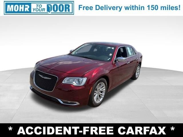 2017 CHRYSLER 300