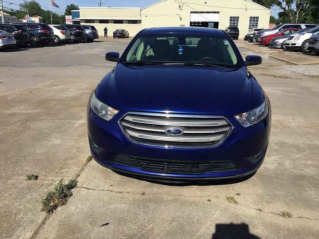 2013 FORD Taurus