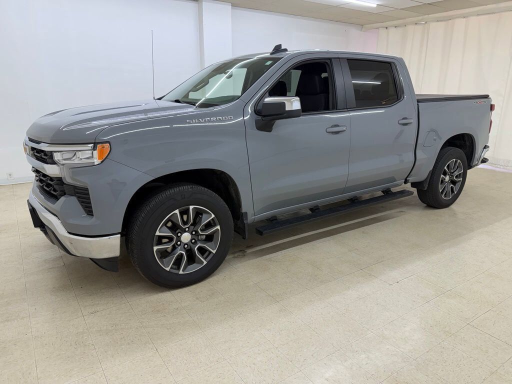 2024 CHEVROLET Silverado