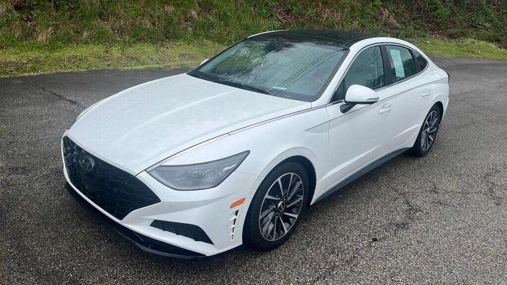 2022 HYUNDAI Sonata