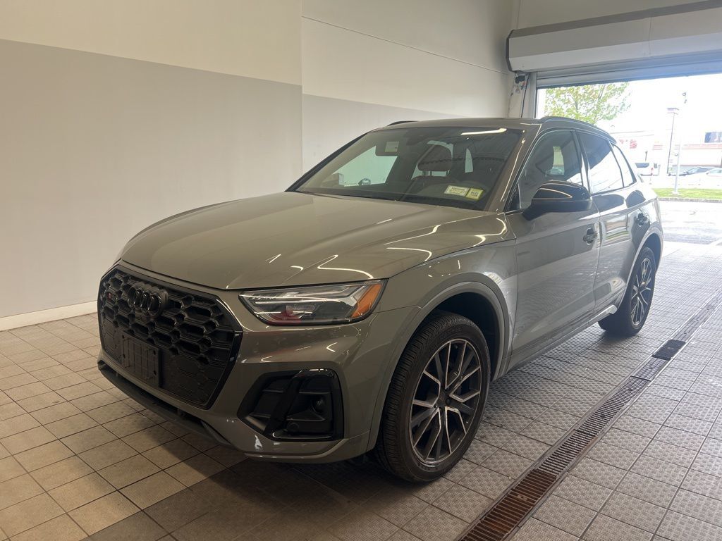 2023 AUDI SQ5