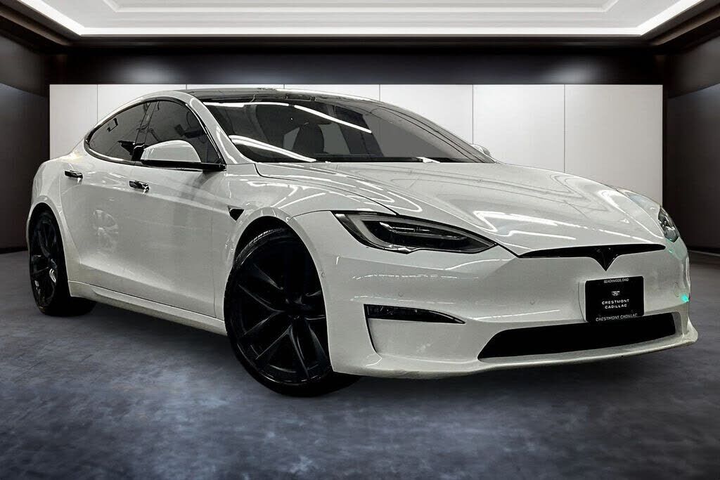 2022 TESLA Model S