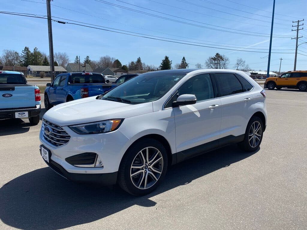 2022 FORD Edge